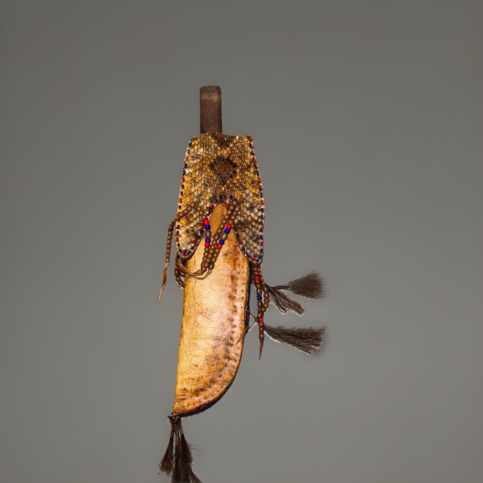 Vintage Native American Indian Leather Knife With Alligator Skin -pre-owned