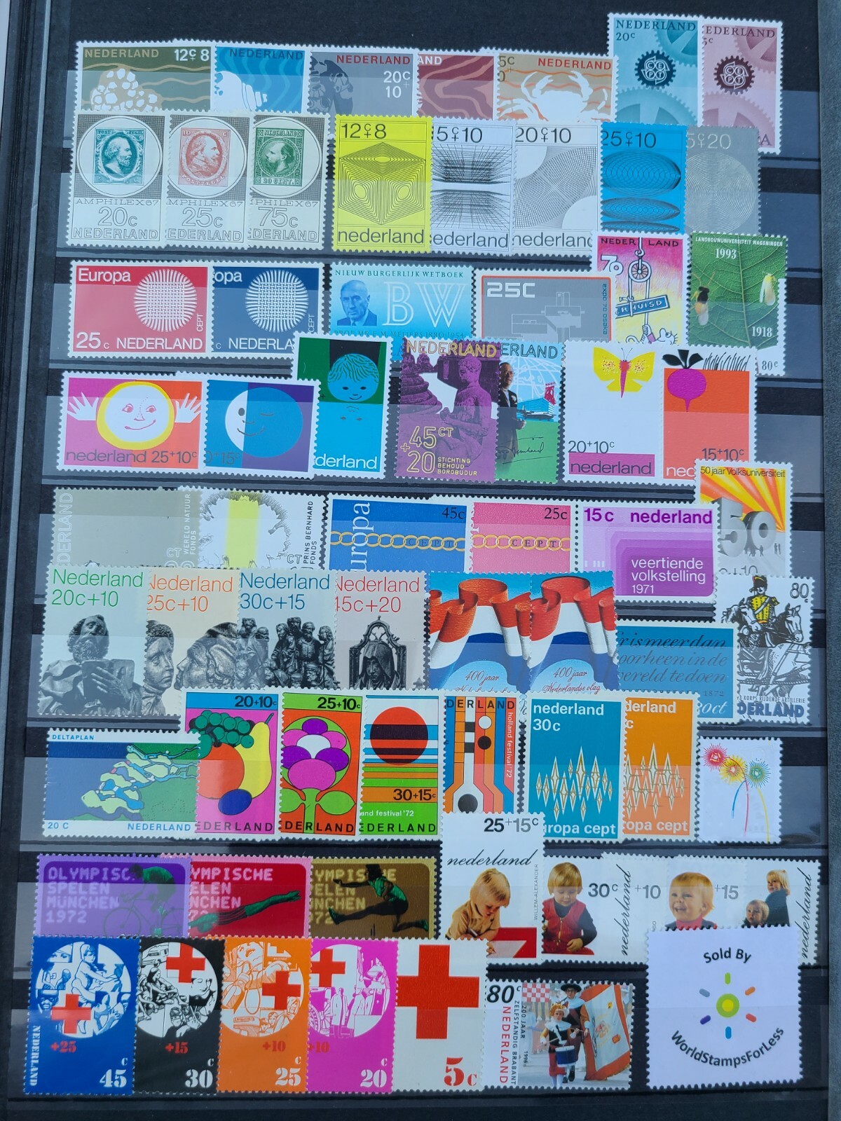 Stamp Collection Netherlands MNH - 600 Different Stamps in Full Sets & Singles