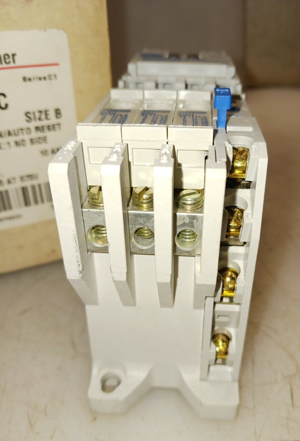 NEW CUTLER HAMMER AE16ANS0AC MOTOR STARTER COIL 120 VAC 3 HP 7 AMP