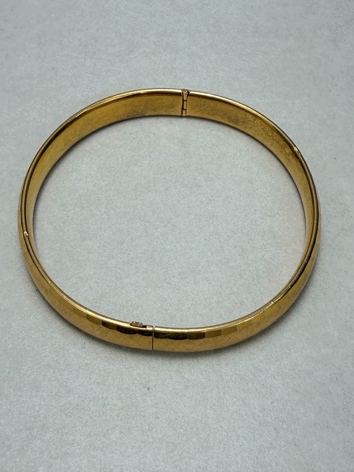 Vintage GF Narrow Bangle Bracelet Gold Filled Hinged Classic
