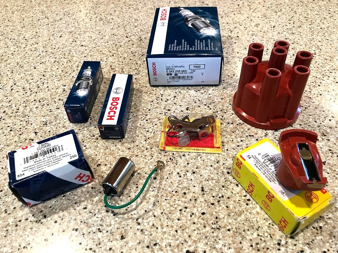 IGNITION TUNE UP KIT MERCEDES BENZ W110  W111 W108 W109 W114  CAP ROTOR POINTS
