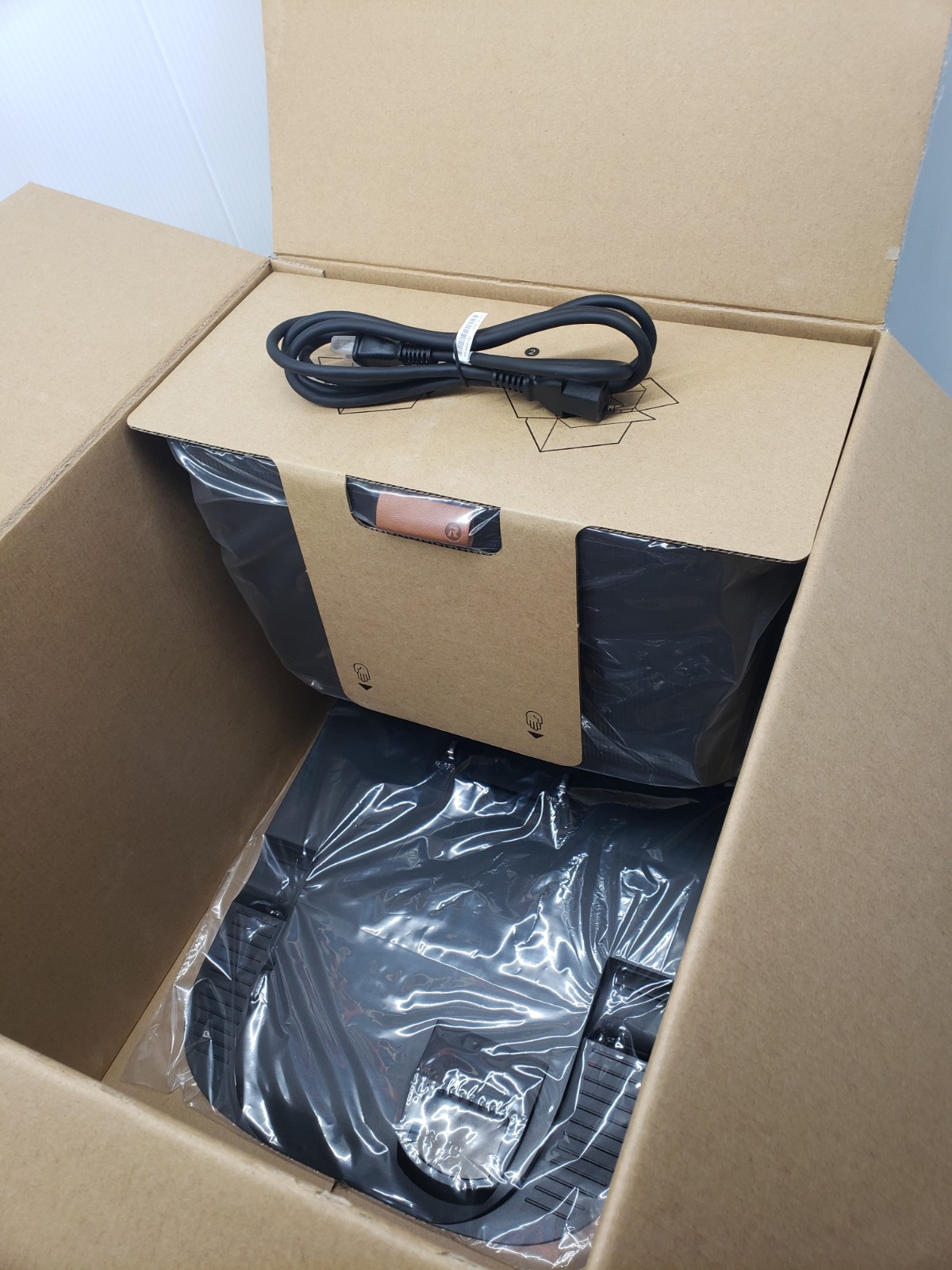 iRobot Roomba Clean Base Automatic Dirt Disposal Charger j5+ j6+ j7+ j8+