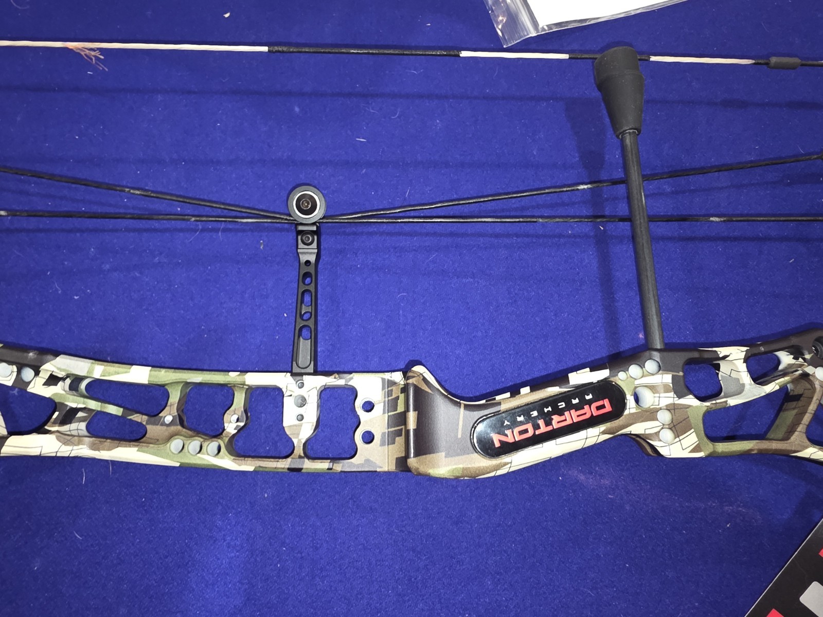 Darton Consequence Right Hand 60# Ursi Emerge 2.0 Camo - Brand New - 54