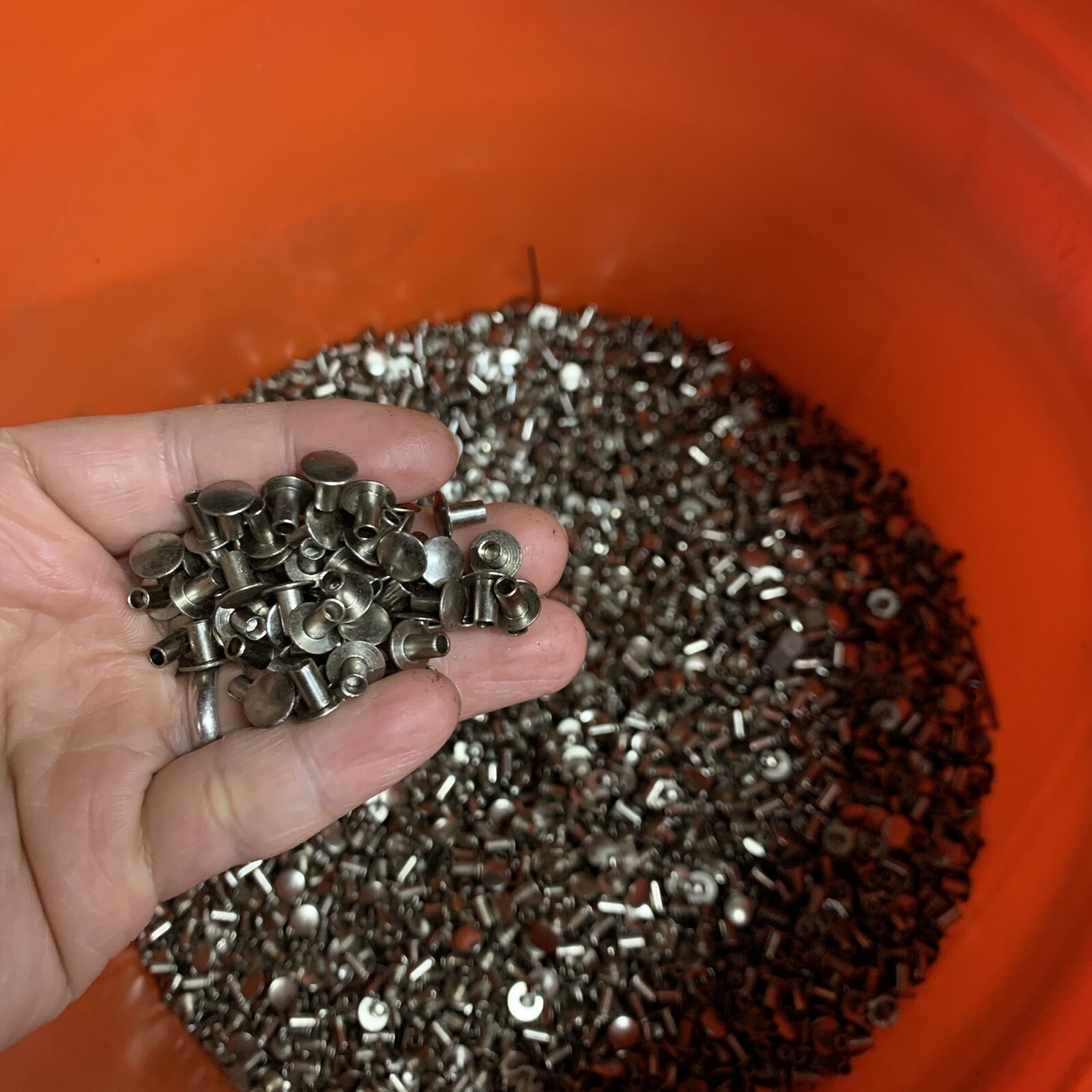 10 FENDER RIVETS AUTHENTIC FITS SCHWINN STINGRAY KRATE & OTHERS VINTAGE NOS