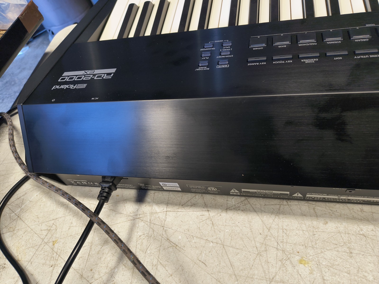 Roland RD-2000 EX digital stage piano in black, used with issues