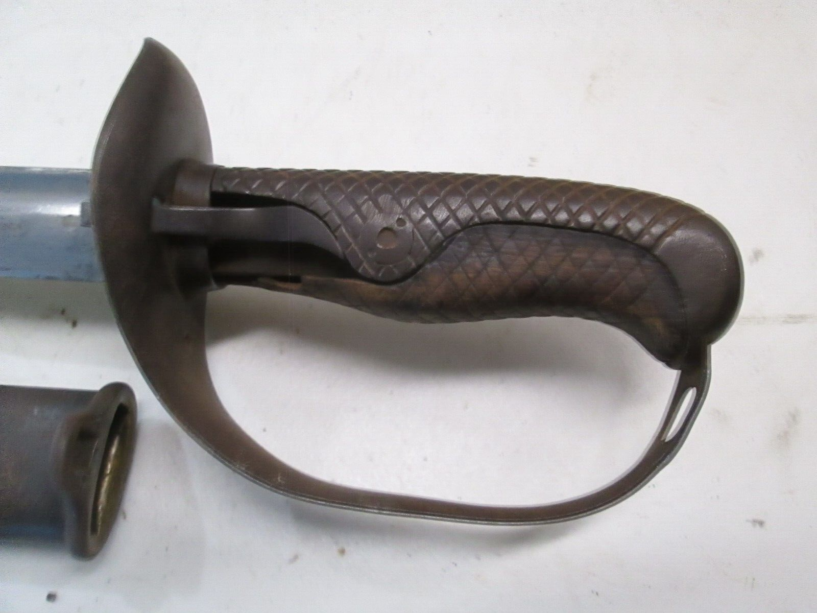 RUSSO JAPANESE NCO CAVALRY SWORD AND SCABBARD ARSENAL MARKED #Y3