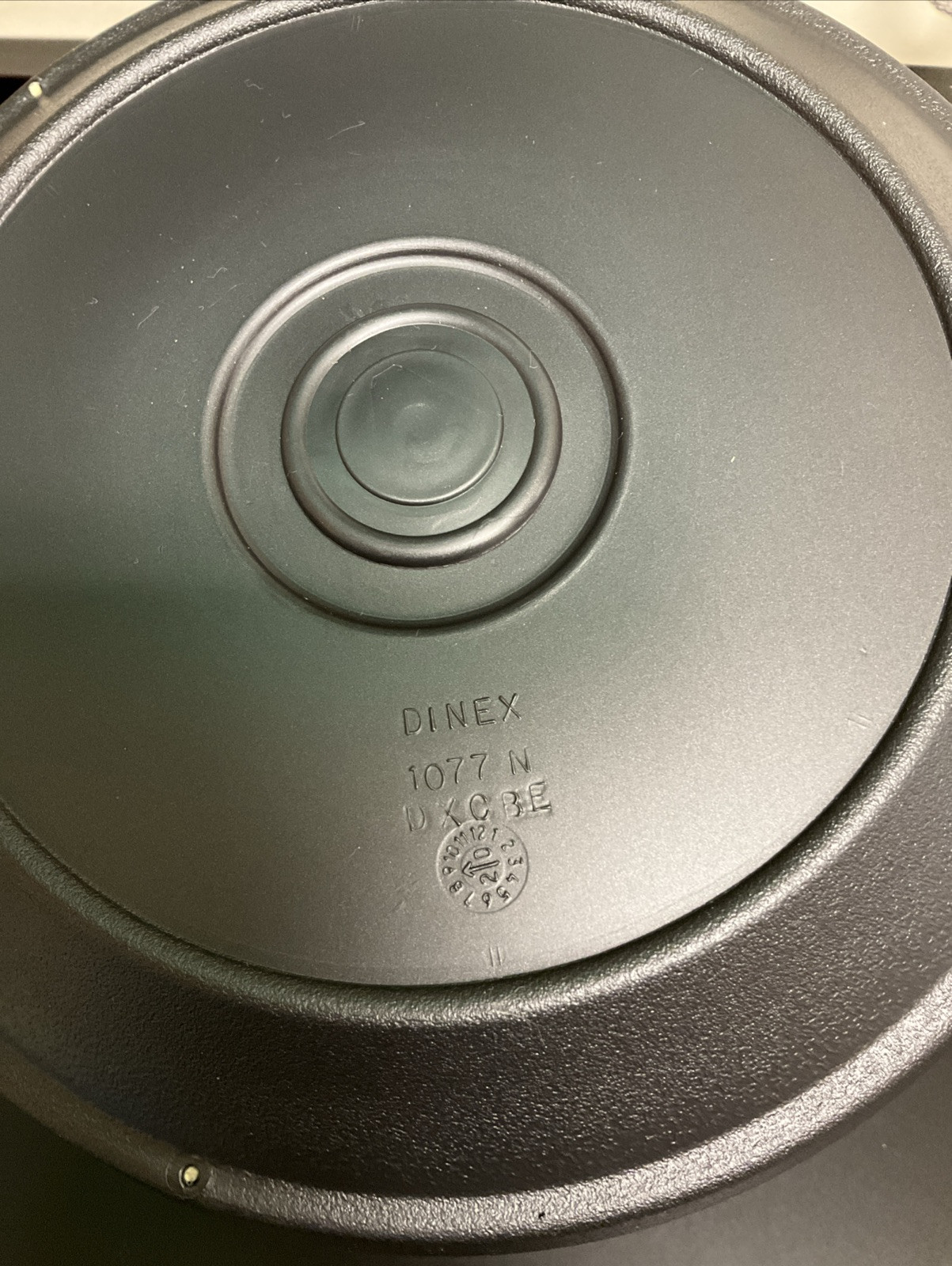 Box of 12 Dinex Insulated Bases DX107744 Graphite