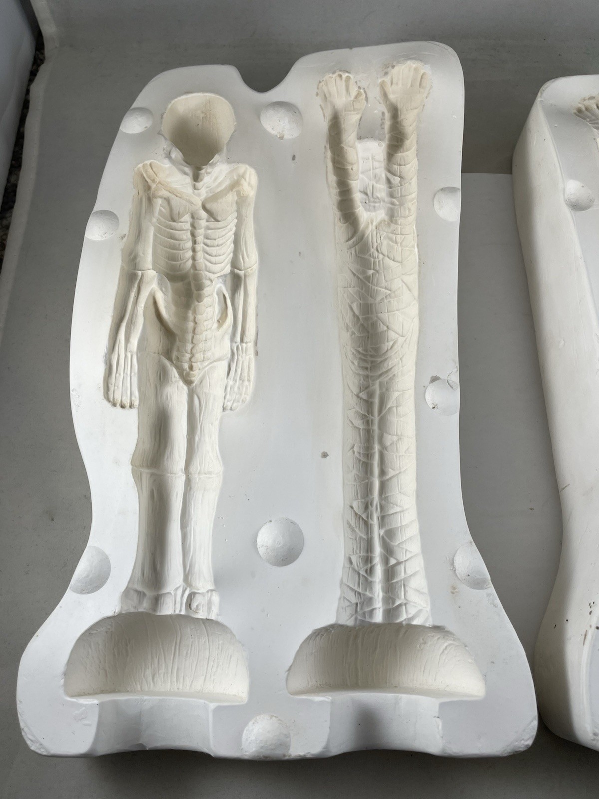 Nowell’s Inc Ceramic Casting Mold Skeleton & Mummy Figurine #NM-1797 Halloween