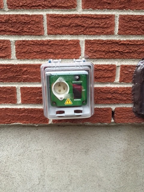 The Original EZ GENERATOR TRANSFER SWITCH - UL / CSA Approved - USA Made - 12OV