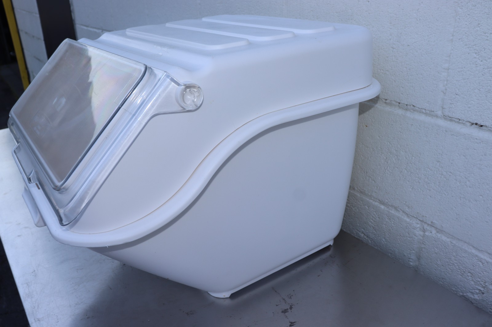 Jiwins 8.8 Gallon Ingredient Bin 200 Cup Commercial Food Shelf-Storage JW-S40