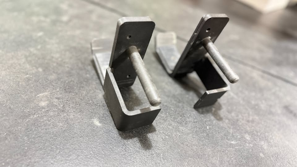 Pair of Rogue Fitness J-Cups for 2" x 3" Rogue Rigs