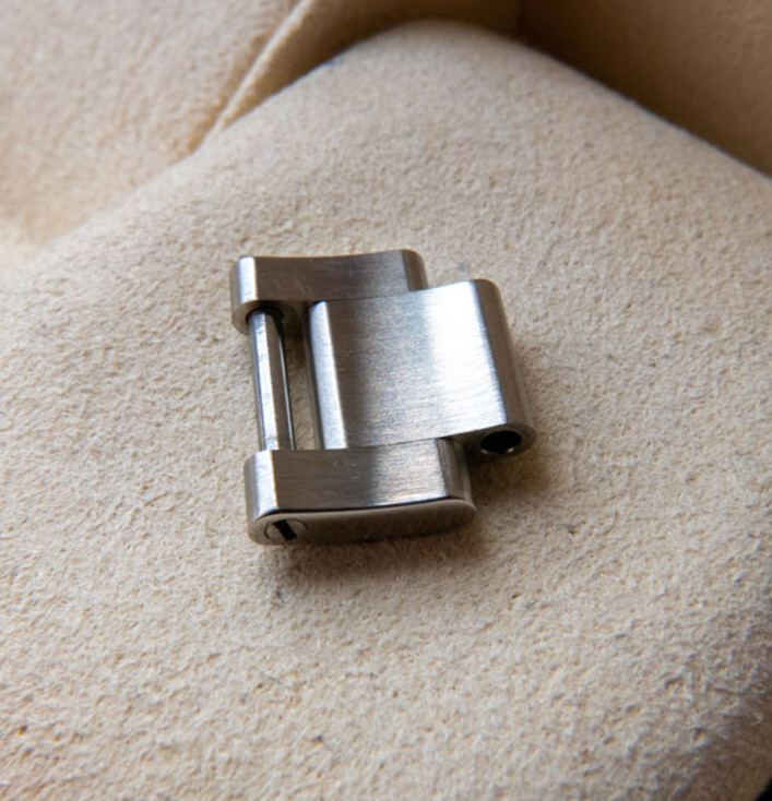 Rolex 126000 114300 Oyster Link – Solid Steel 15.5mm Bracelet Part – USA