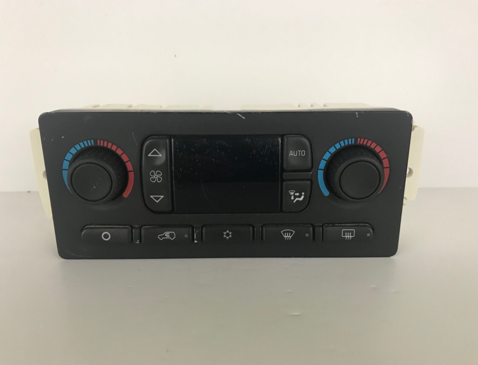 03-06 Silverado Sierra Auto Heater Digital Climate Control BLUE LED