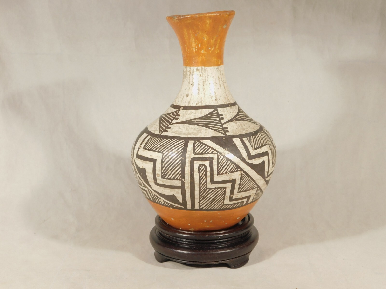 Display Stand Solid Wood Decorative Design Small Size