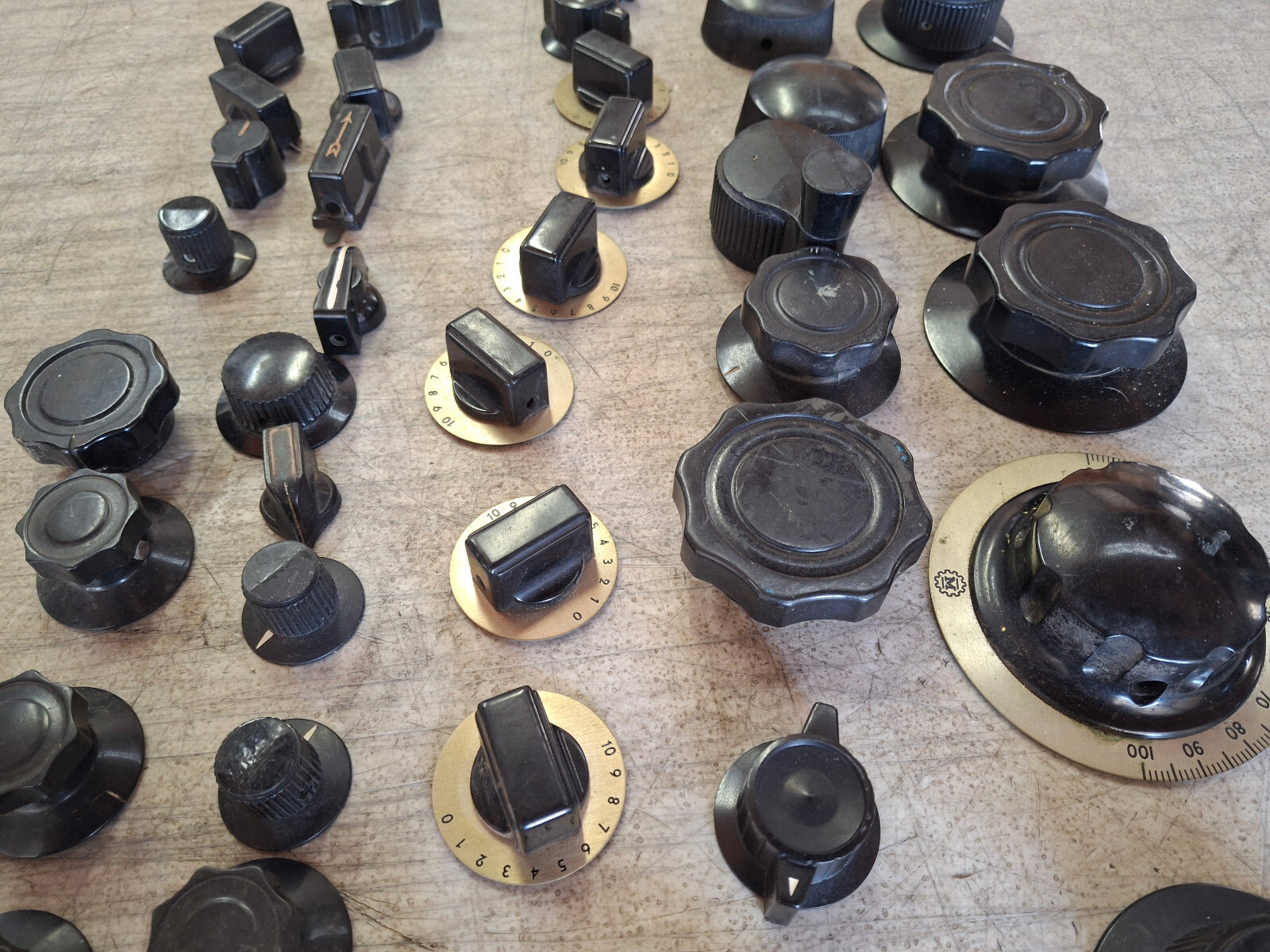 Lot of 40 Vintage Ham Radio Dials Indicator Knobs