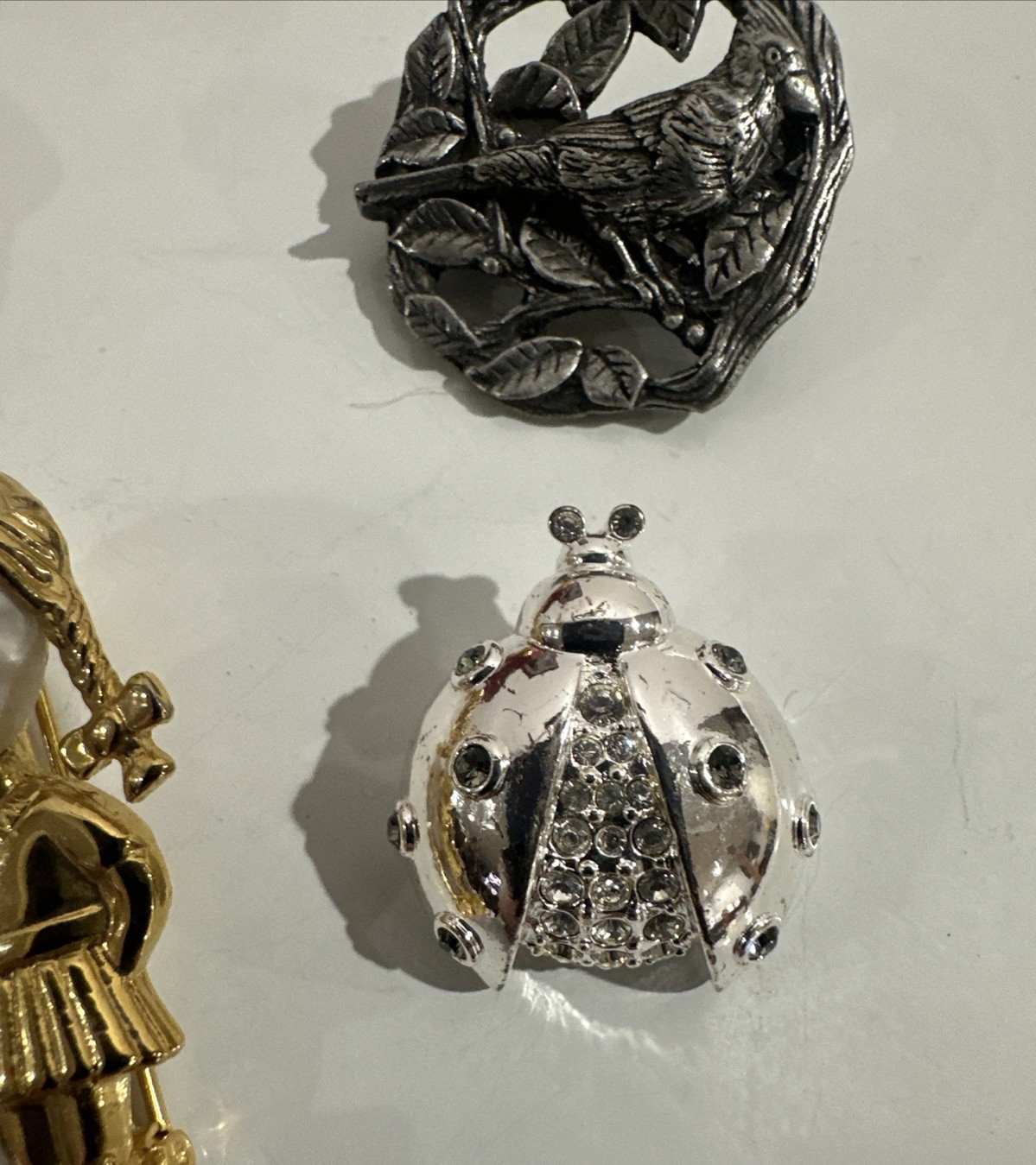 LOT Animals, Insect, person, Brooches, Hair claps 18 pc AAi,Avon, AK, Napier