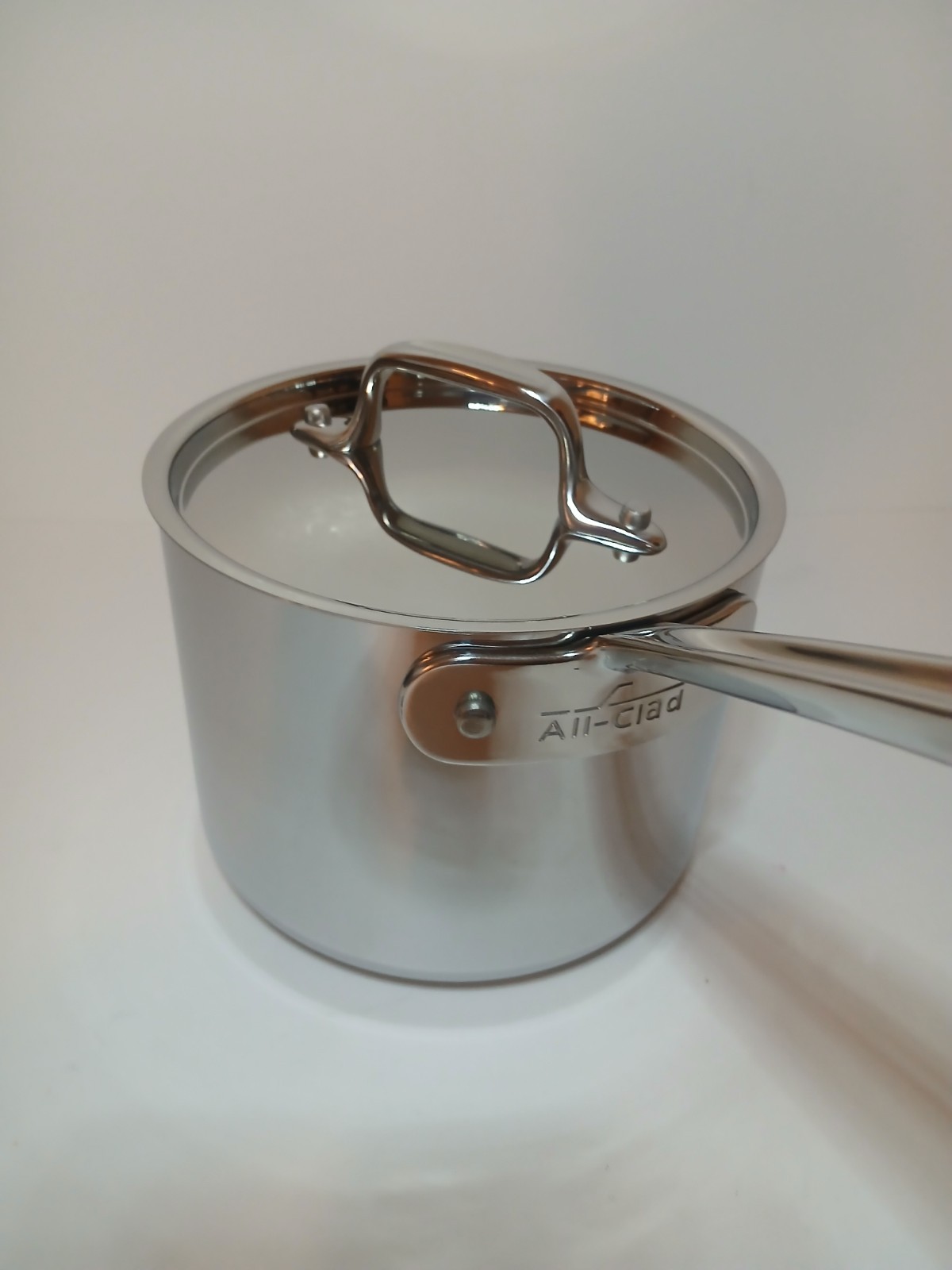 All-Clad MetalCrafters Stainless 2-qt Sauce Pan with Lid Open Box