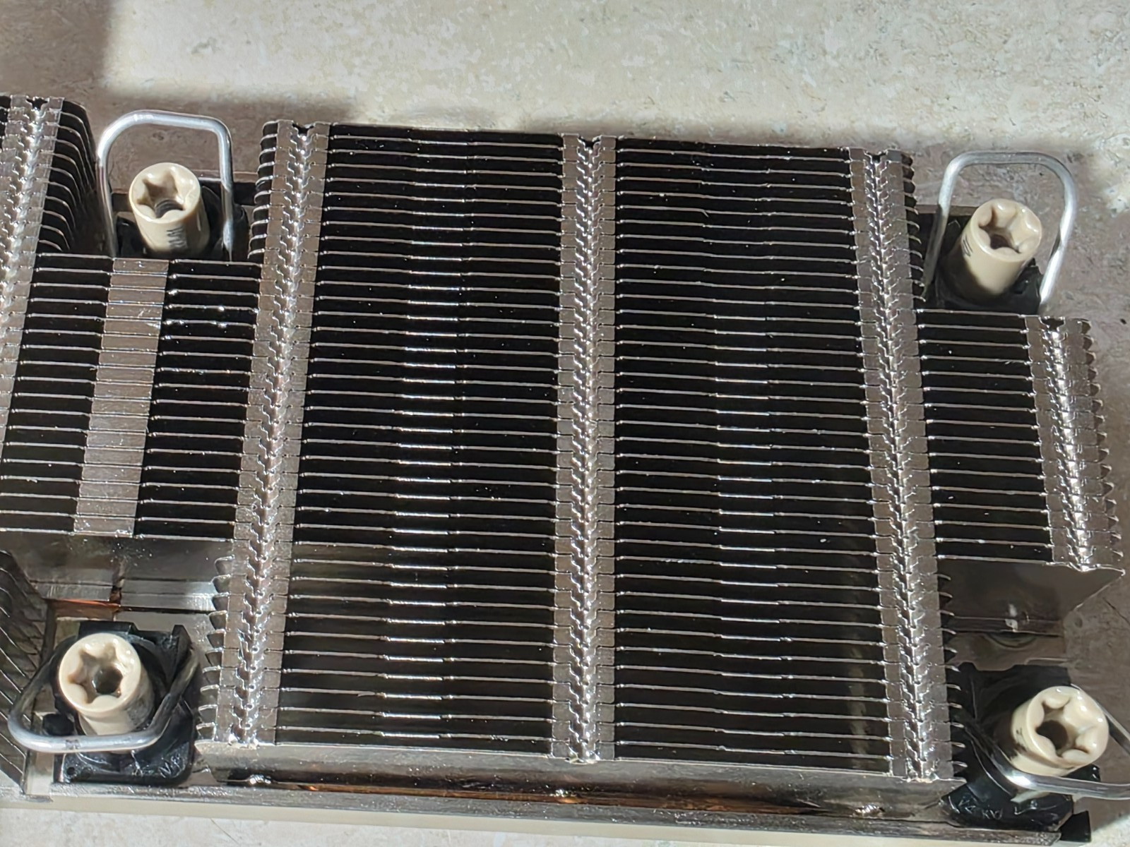 OEM DELL POWEREDGE R650 R750 HIGH PERFORMANCE HEATSINK YR04D READ READ