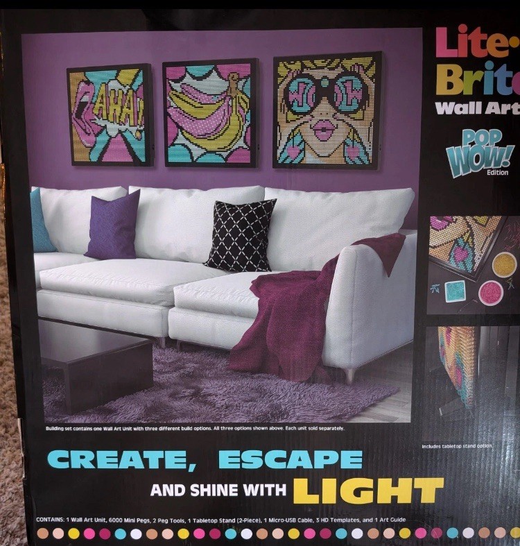 Lite-Brite Wall Art POP Wow - 16" x 16" Screen, 6,000 Pegs, 3 HD Templates NIB