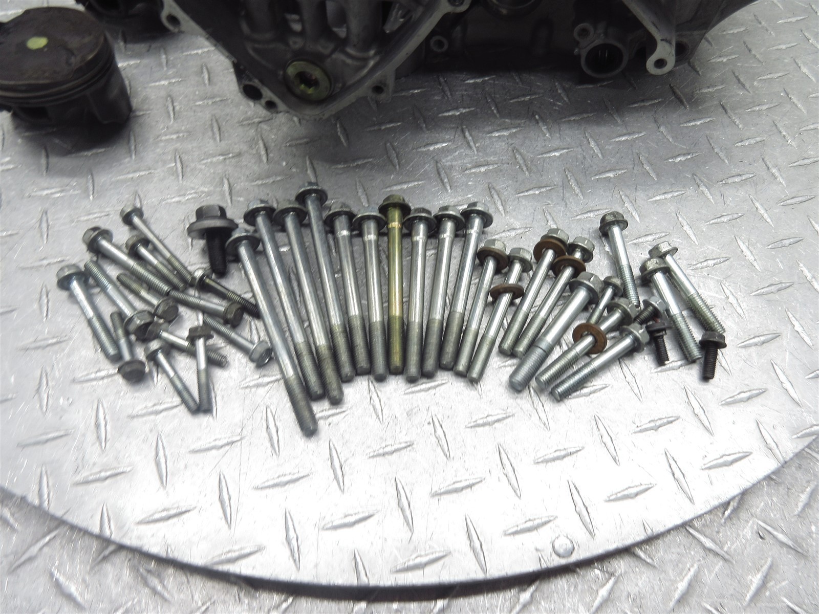 2000 00-01 Honda CBR929RR CBR 929RR CBR900RR Crankcase Case Engine Block Piston