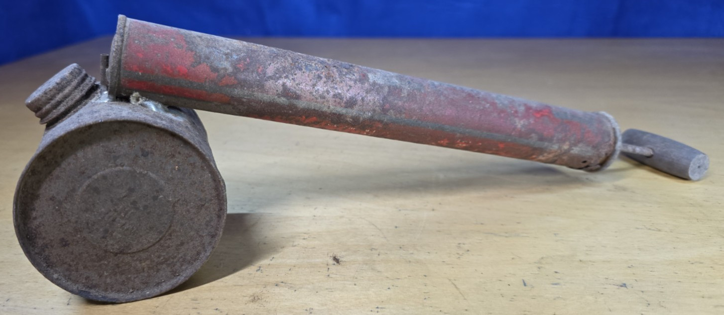 Hand Pump Sprayer - Vintage Decor
