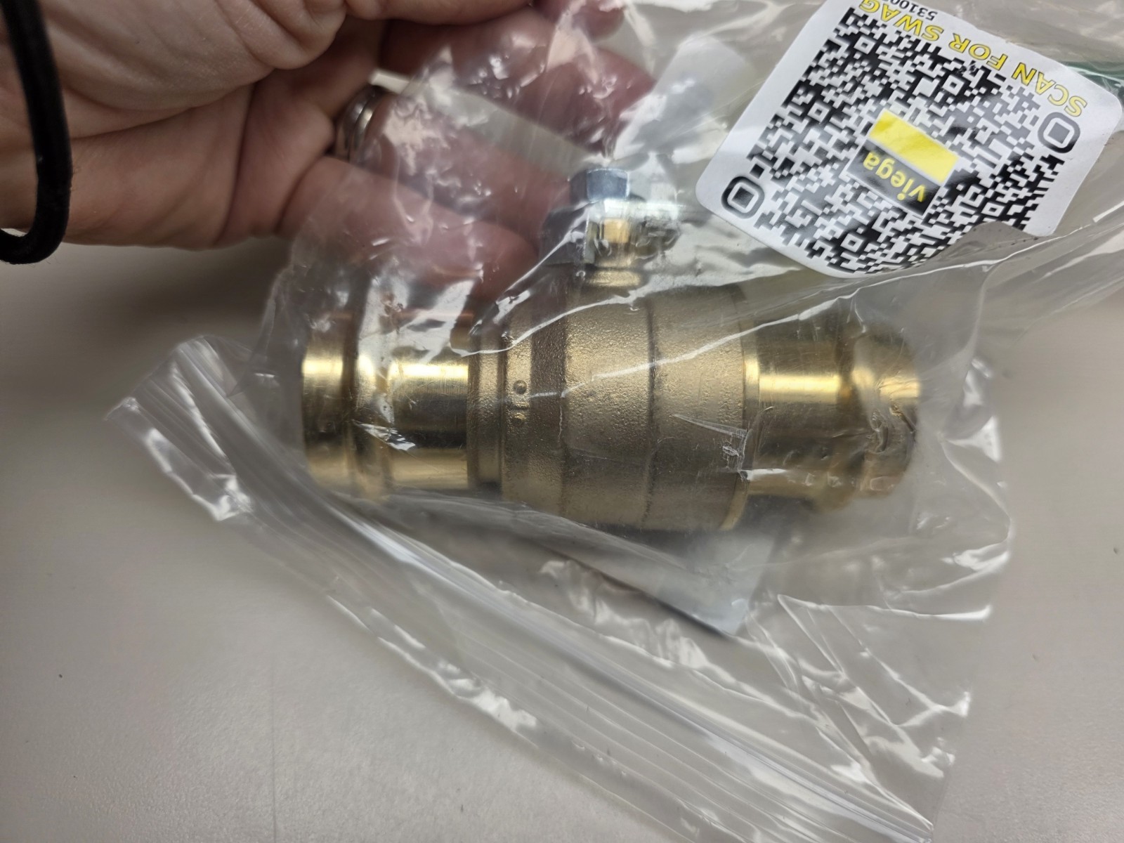 (1) NEW Viega ProPress 1" Press Zero-Lead Bronze Ball Valve, Part No 77290