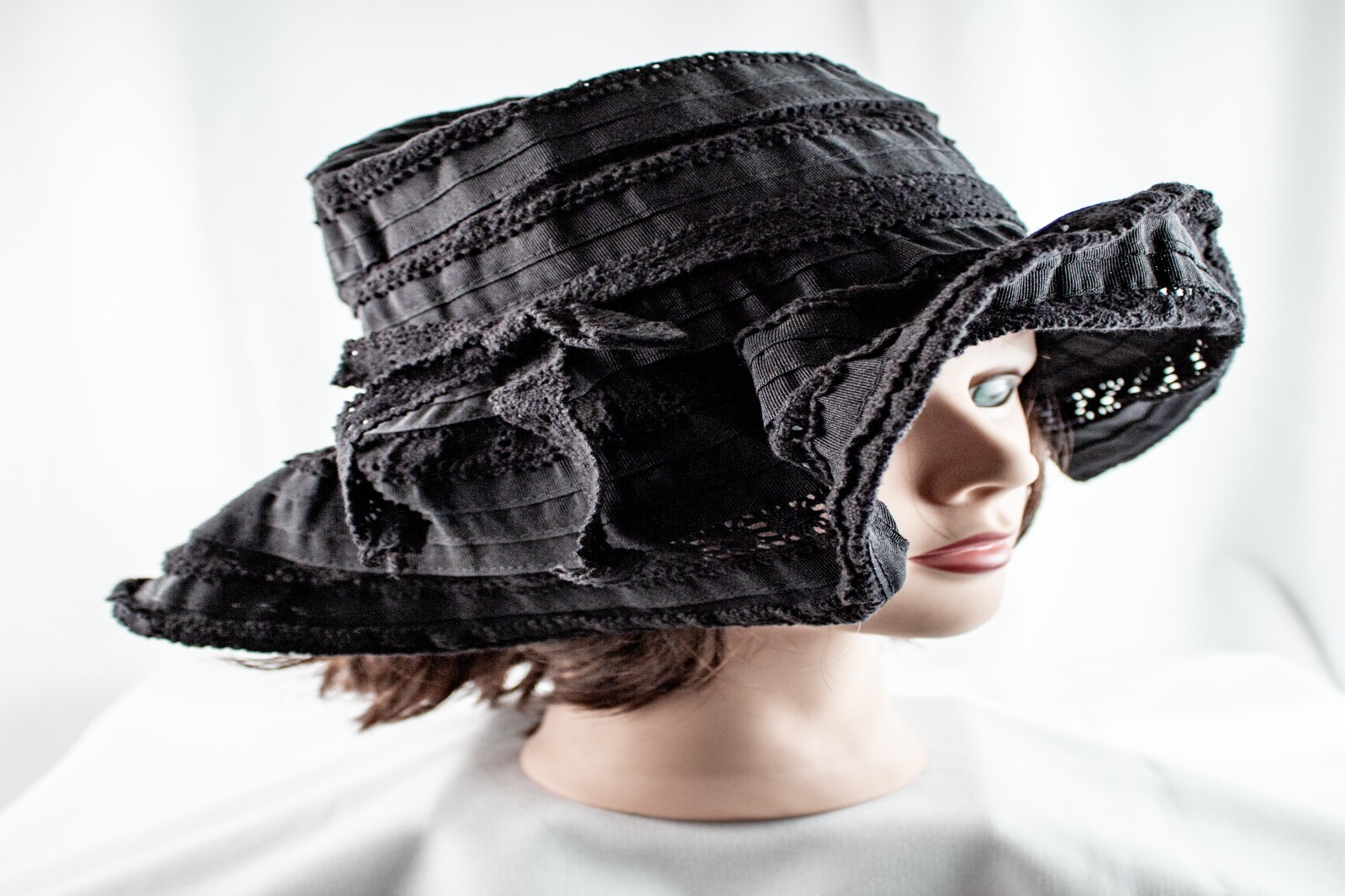 1950's Vintage Black Lace Cotton Women Floppy Bucket Hat Size M 7.1/8