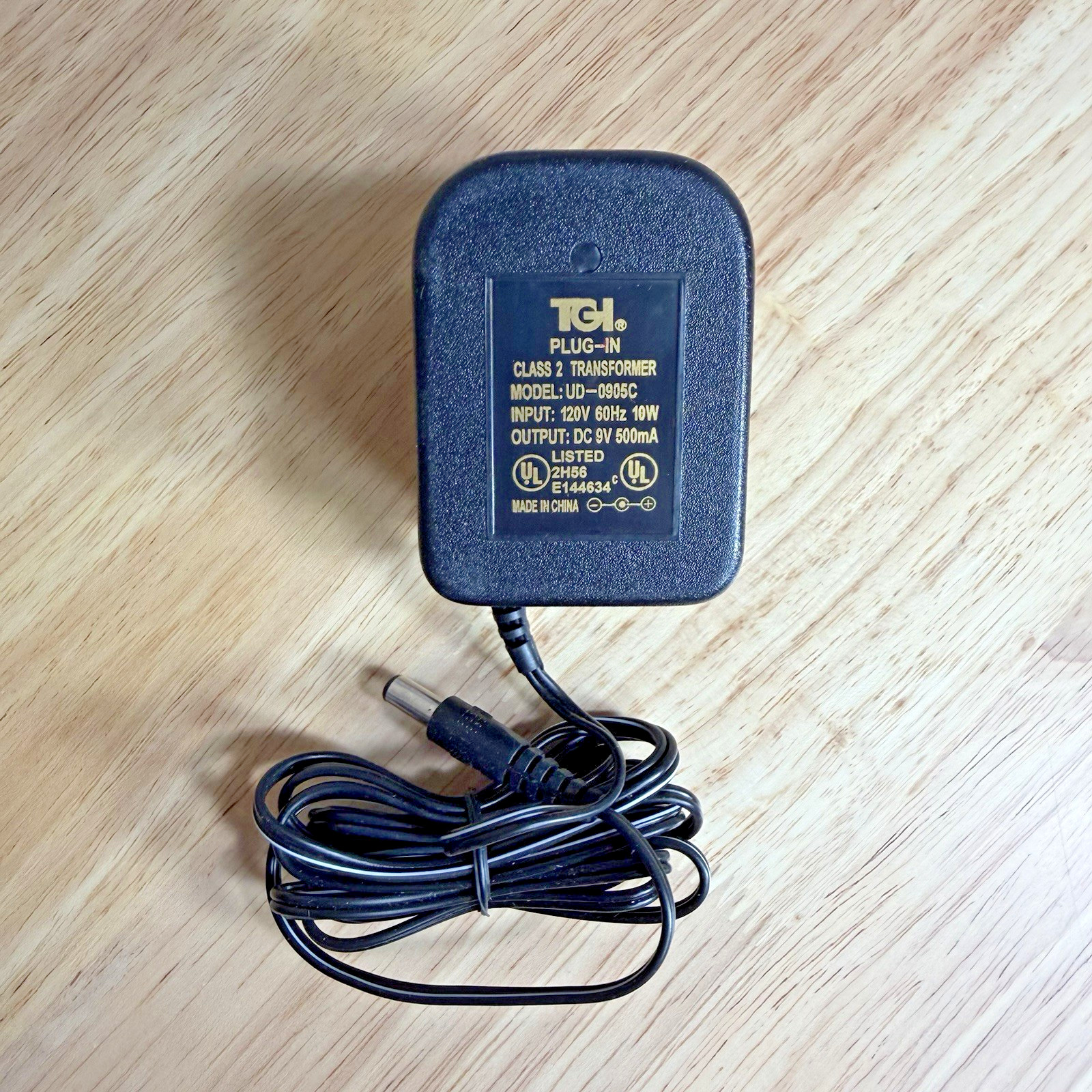 VTG Jazz Hipster - J-202AV - Amplified Speaker System - Adjustable Tilt - 1995