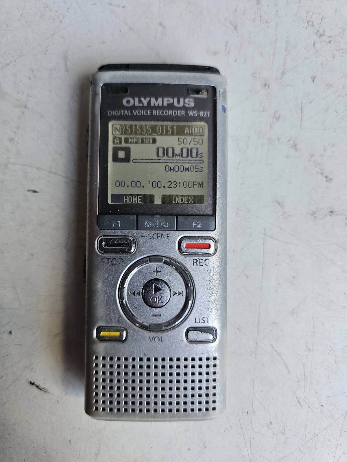 Olympus WS-821 Silver Multifunction Handheld Stereo Digital Voice MP3 Recorder