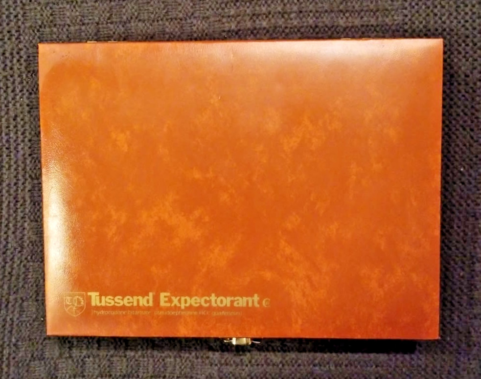 Pharmaceutical Drug Rep One of a Kind Promo Tussend Backgammon Set