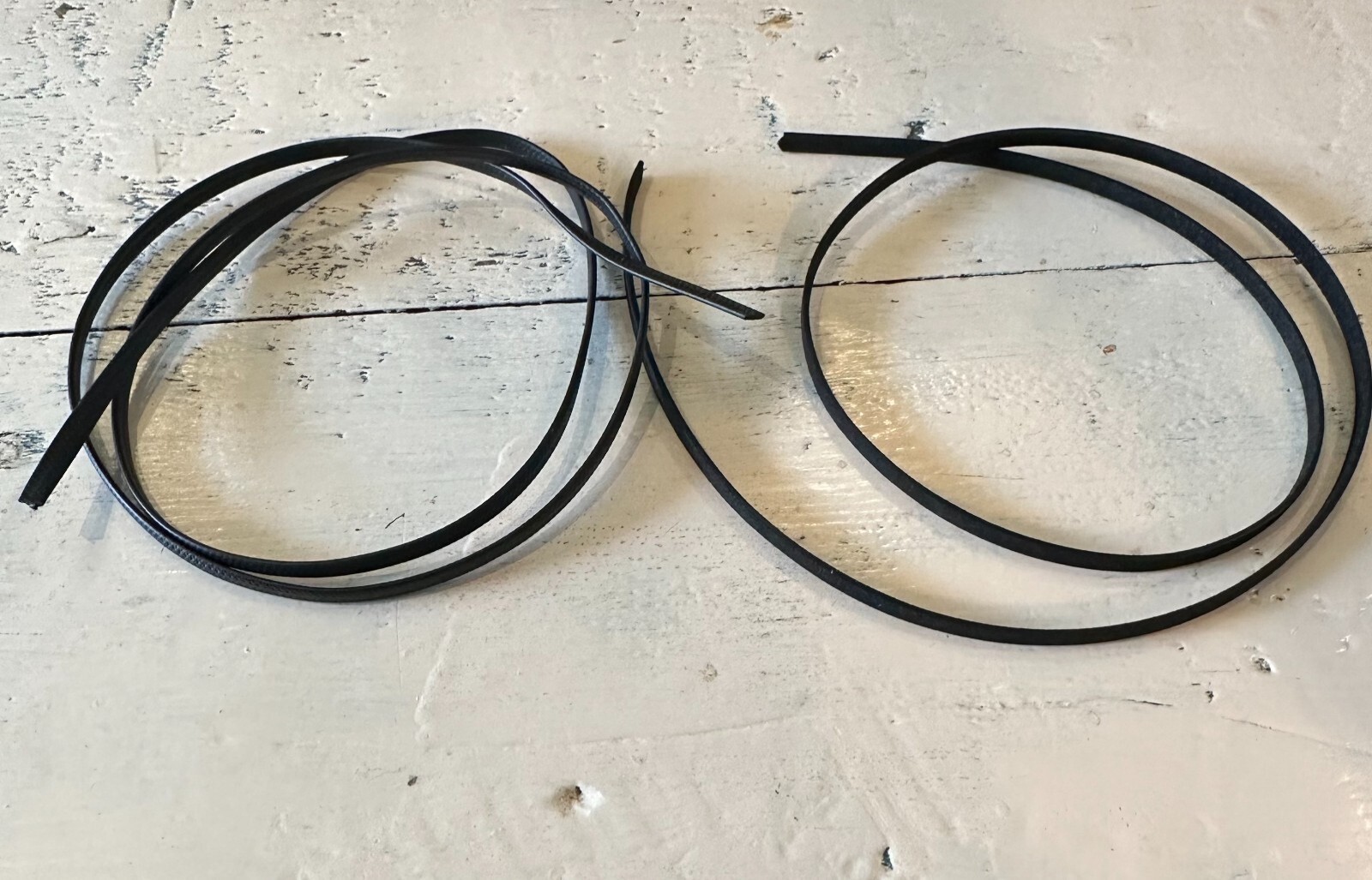 GST FOOTBALL LACING 1 Black Suede inner lace 27” 1 Black Pebbled outer lace 33