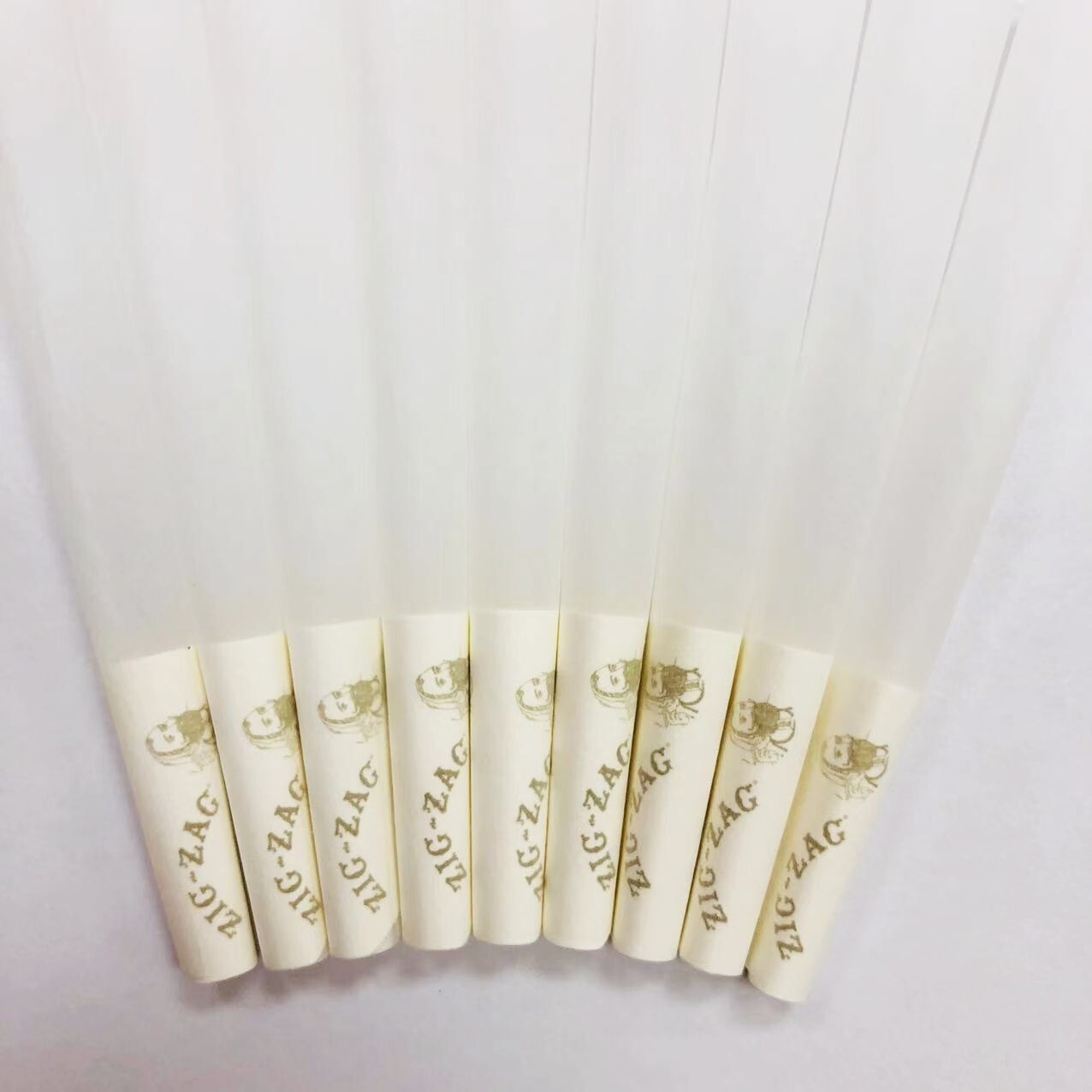 Zig-Zag® Ultra Thin Paper Cones 1 1/4 Size 100 Pack & Fast Shipping