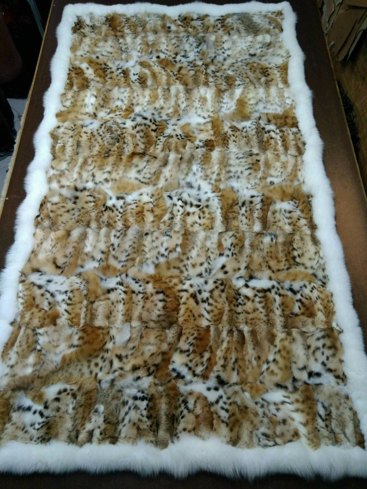 Luxury Lynx Fur Throw 100% Real Lynx Blanket Genuine Bedspread With Fox Outline