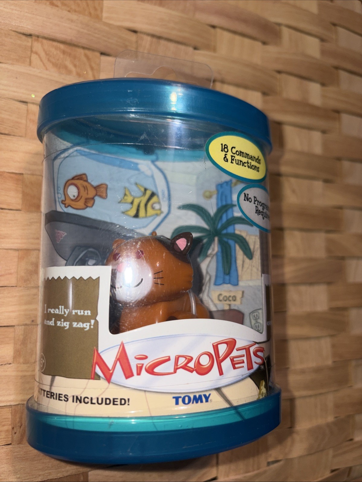 2002 Tomy CO Micro Pets Calico Cat. Rare New In Box. Toys Kids Collectors