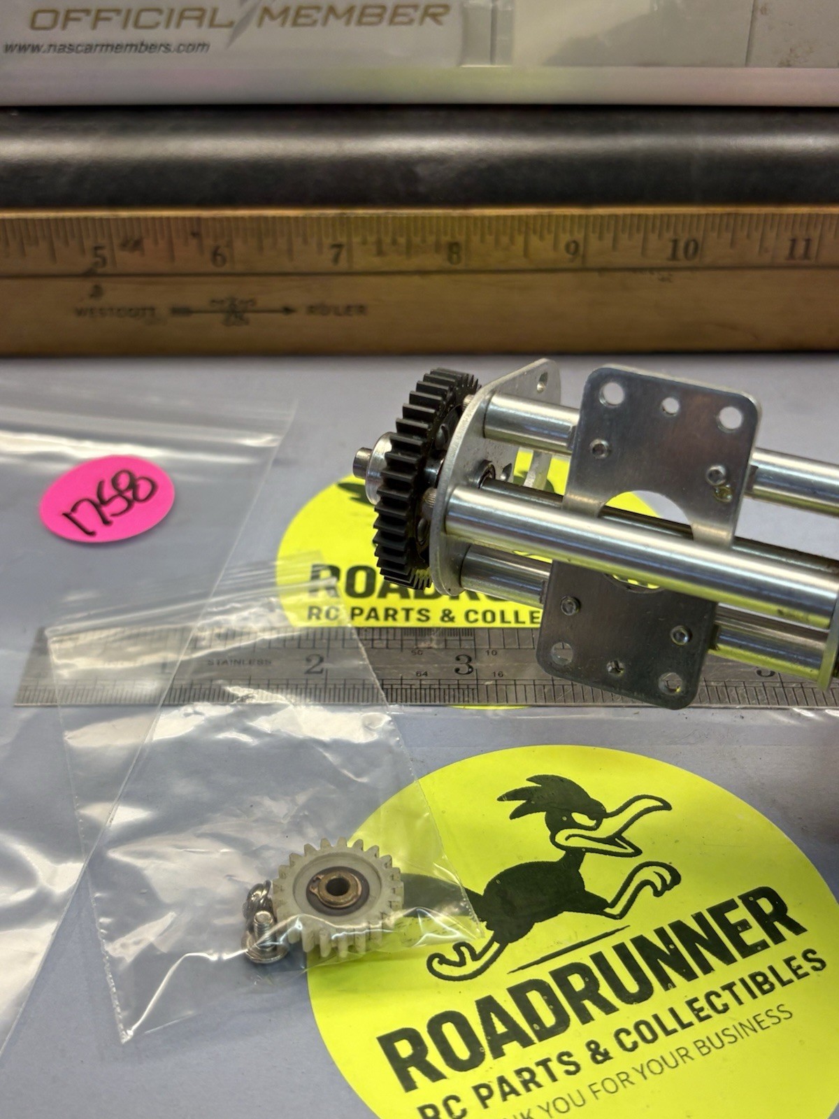 RC BOAT MOTOR MOUNT W/BALL BEARINGS & PARTS / USED