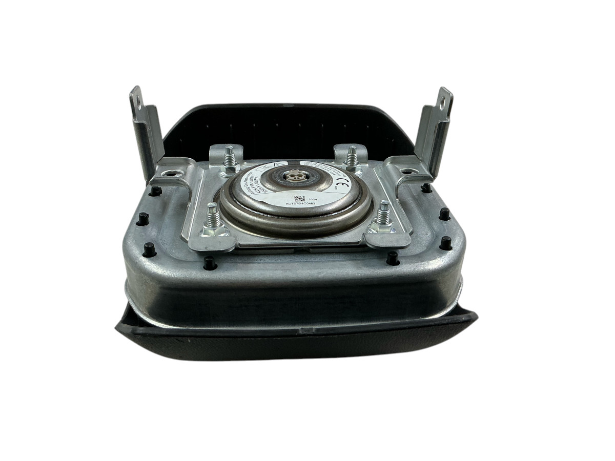 2023 2024 2025 GMC Canyon DENALI driver wheel airbag (W/1 PLUG) BLACK 85024807