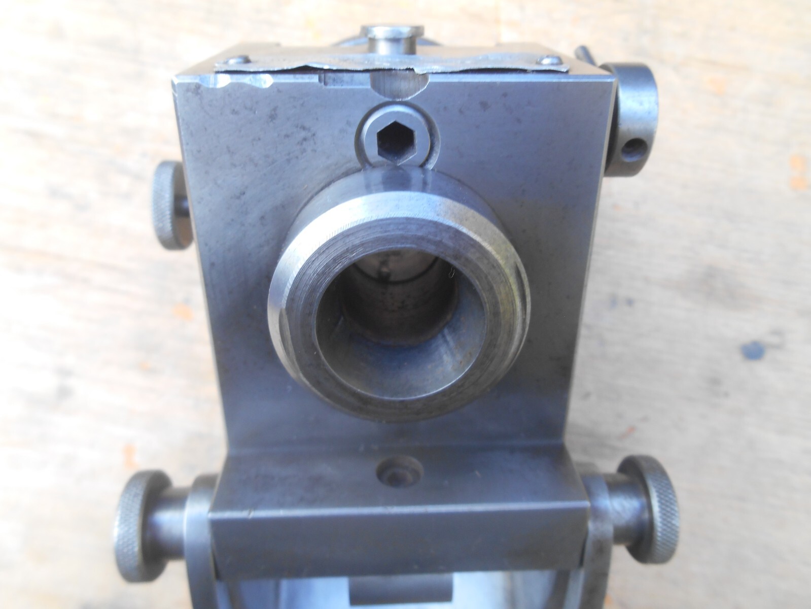 STAR GAUGE CO. 3AT COLLET TILTING INDEXER , WITH 16 COLLETS