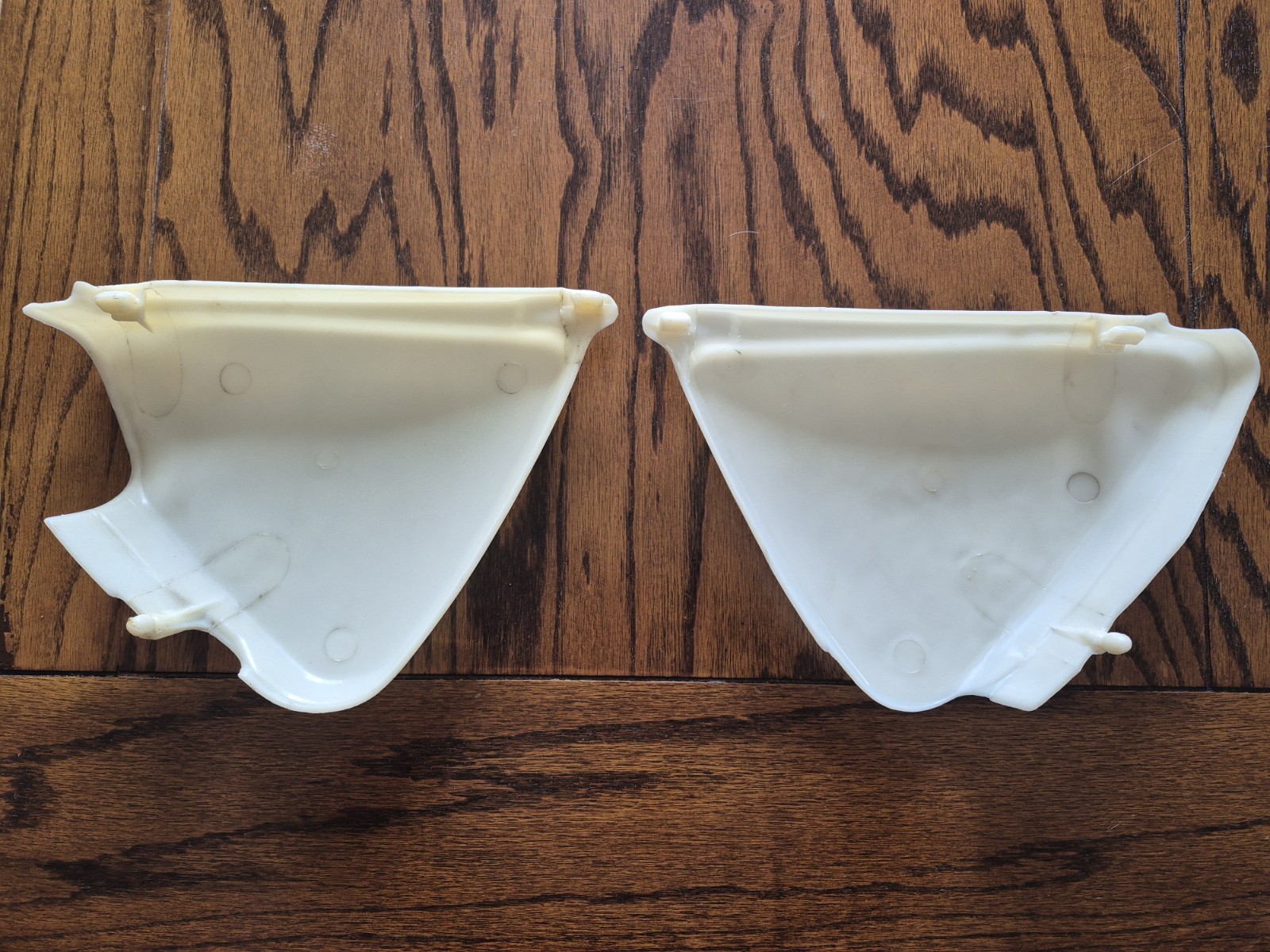 Honda SL100 XL100 SL125 Side Covers with high quality grommet set