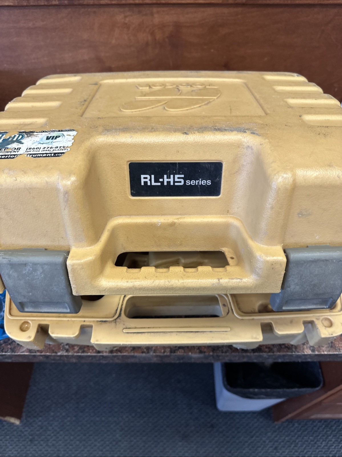 Topcon RL-H5A Horizontal Self-Leveling Rotary Laser Kit w/ LS-80L Receiver b4