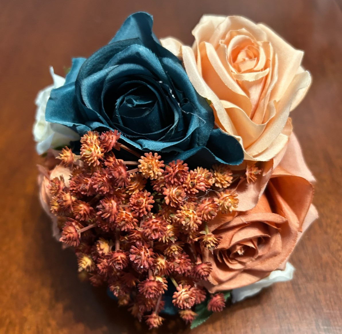 LOT OF 4 PEACH/BURNT ORANGE/TEAL/WHITE ROSES/ETC BRAIDSMAIDS FLORAL BOUQUETS-x2