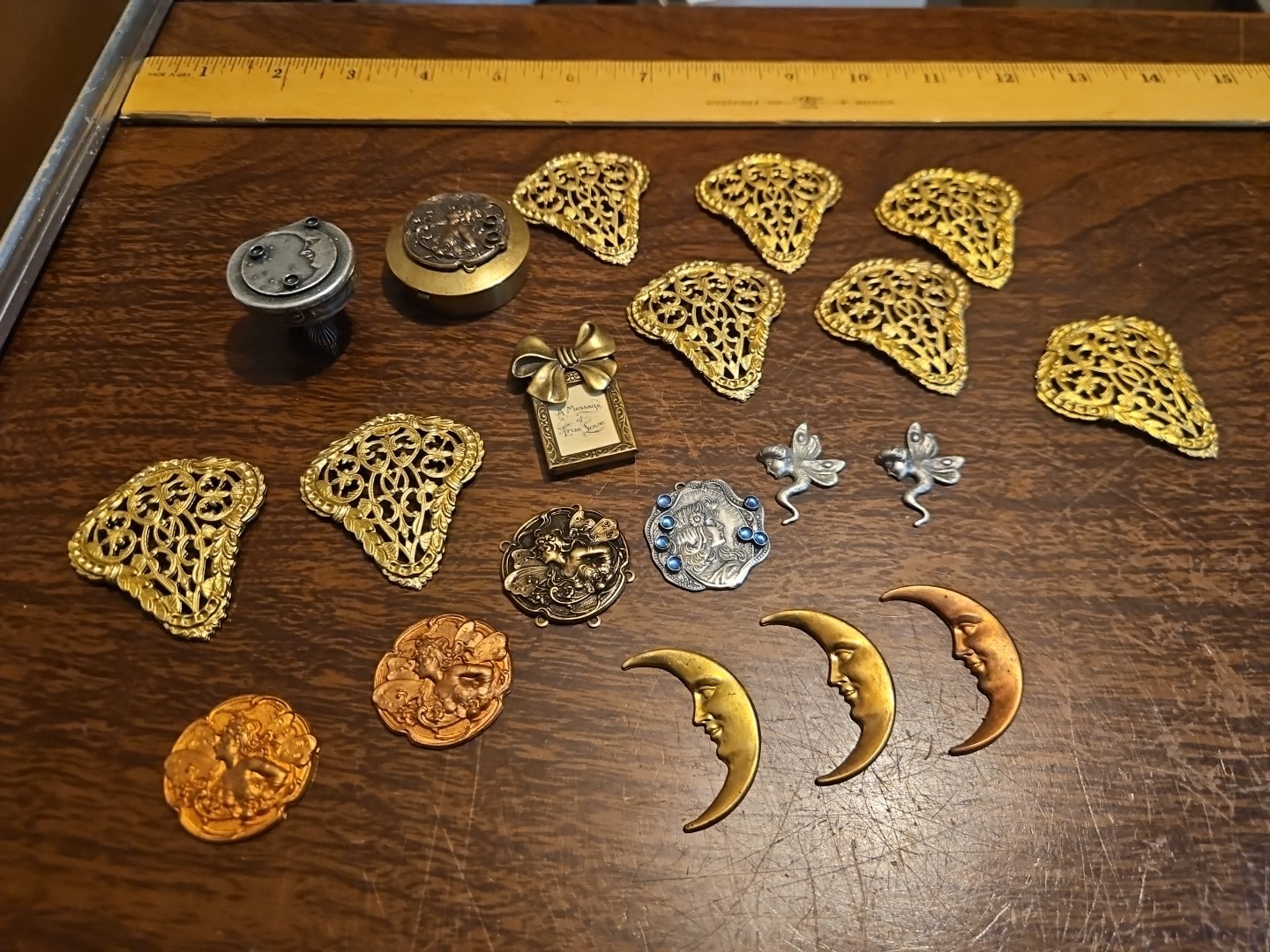 Lot Of 20 Fancy Piece Mixed France Vintage 60s Brass Stampings Findings Jewelry