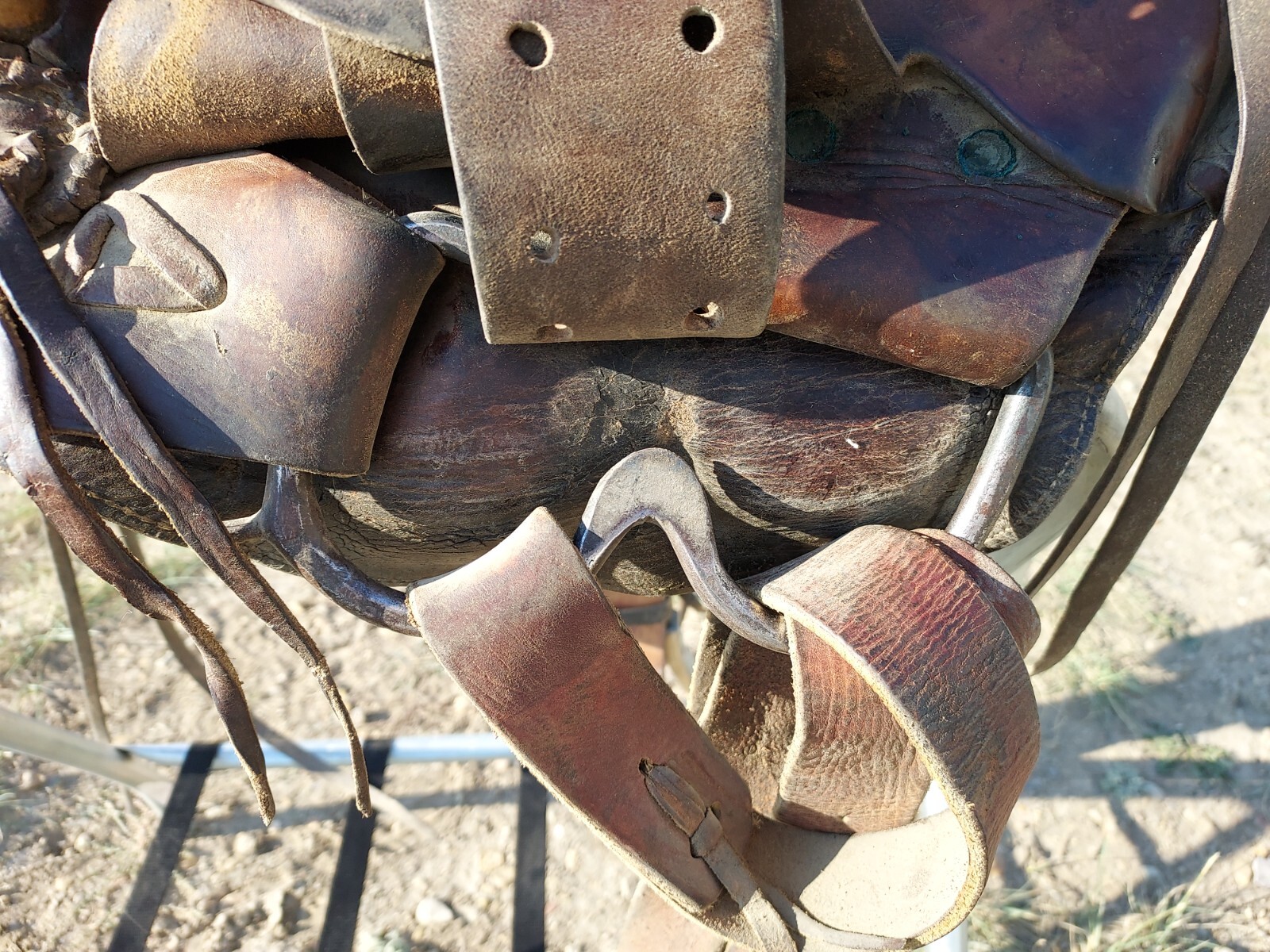 Vintage Whitney Maker Saratoga Wyo. - 14" Saddle - Heiser Fender