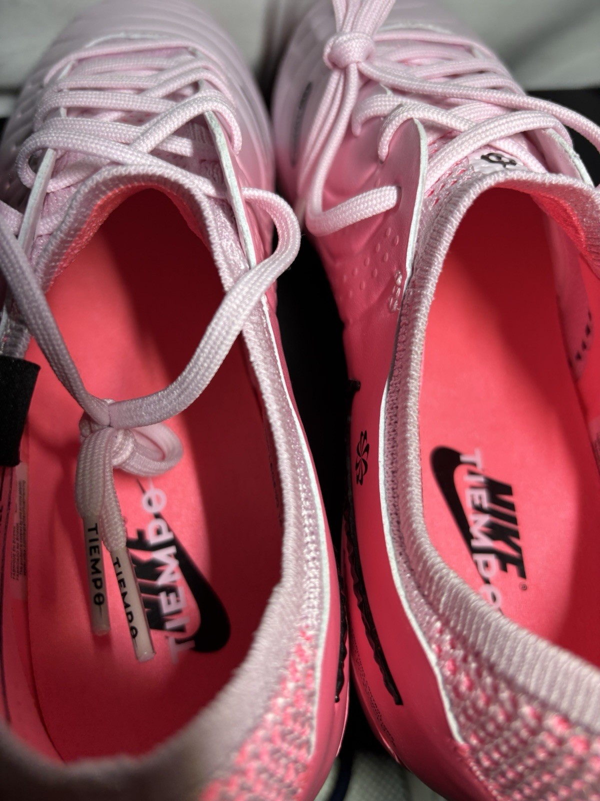 Nike Legend 10 Elite FG ACC Soccer Pink Foam Cleats FN7276-601 Men's Size 9.5