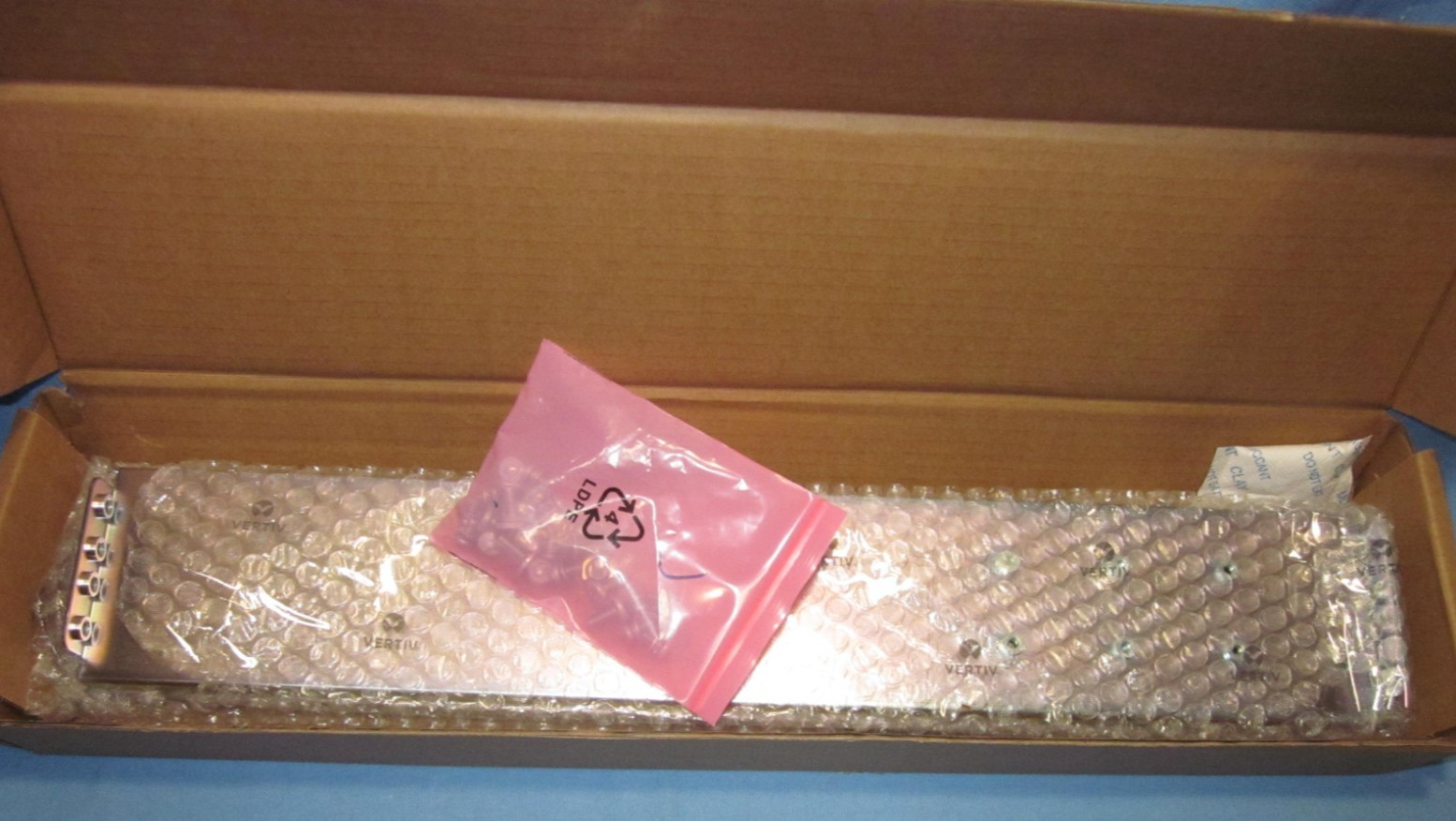 Liebert RMKIT 18-32 ~ Vertiv Rack mounting kit for Vertiv Liebert GXT3