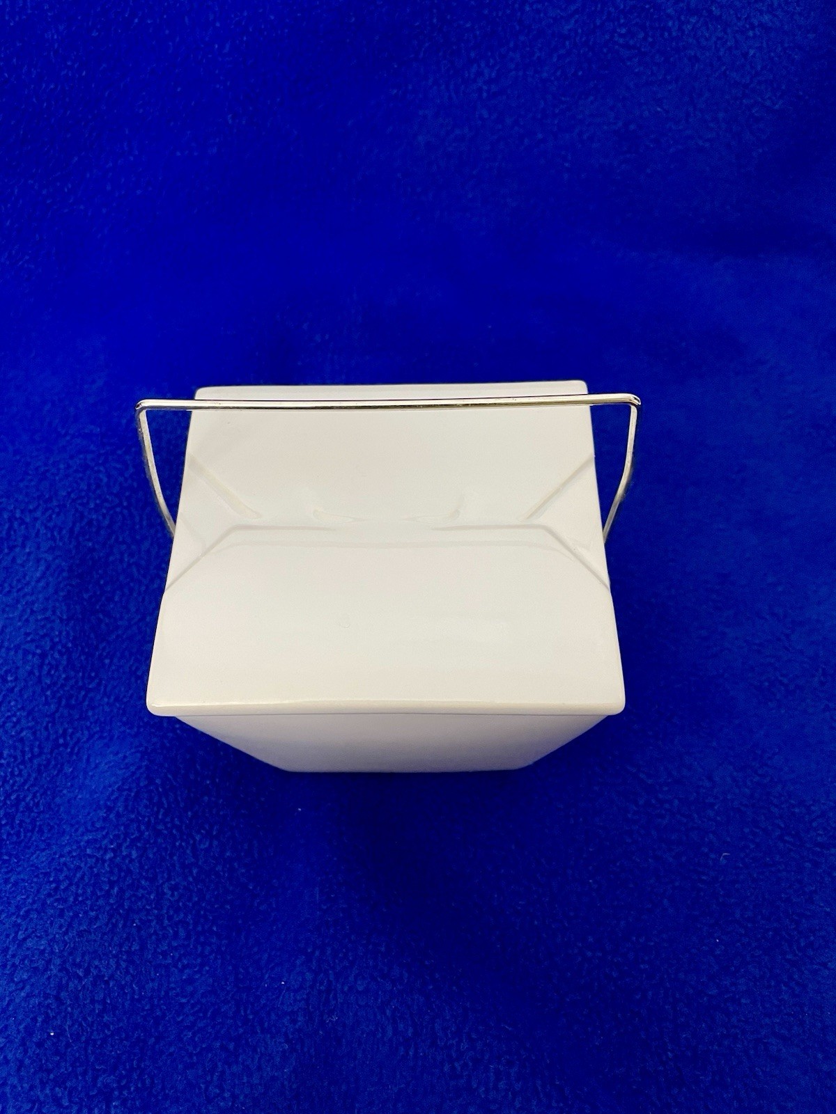 Pottery Barn White Ceramic Chinese Take Out Container W Lid Canister 4” Tall