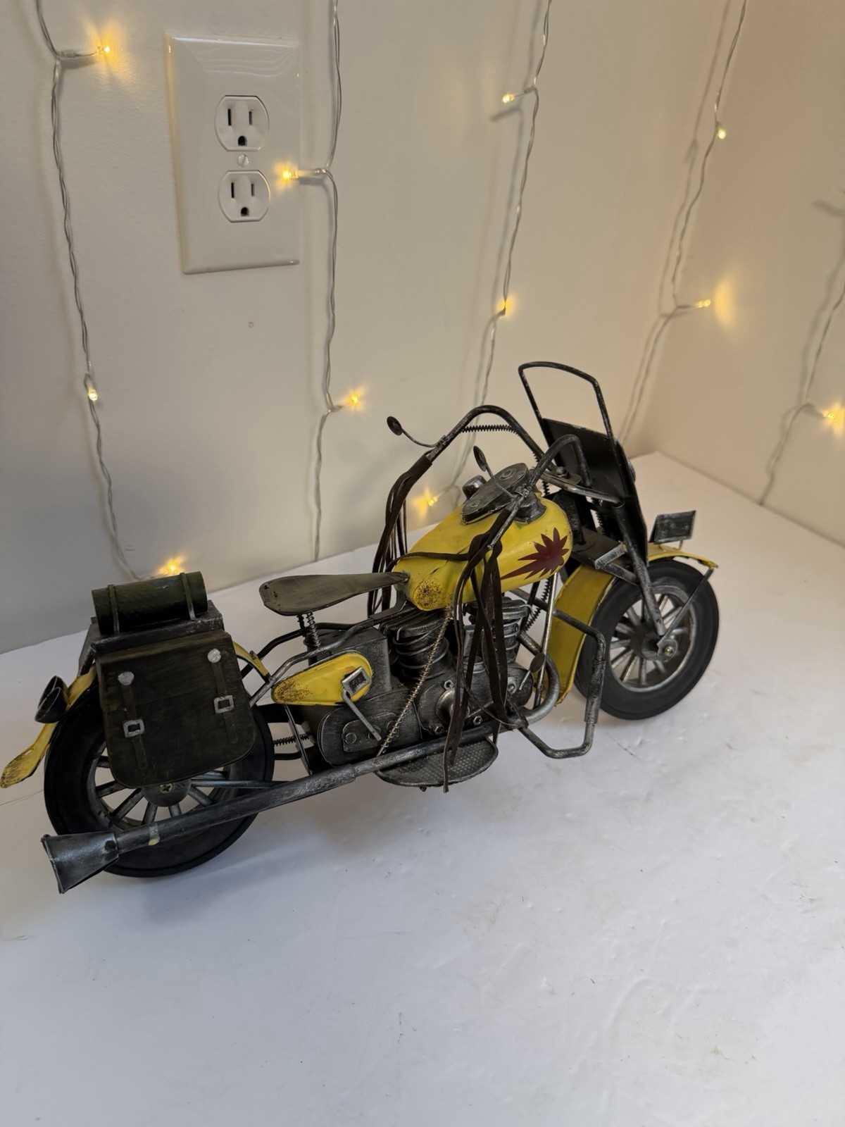 Vintage Style Metal Motorcycle Sculpture Retro Industrial Home Decor