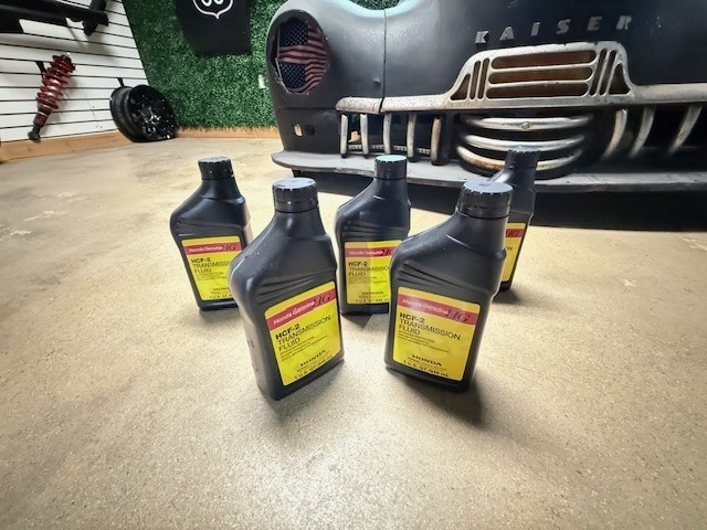 (5) Honda Genuine HCF-2 Transmission Fluid - same as dealer 08200-hcf2