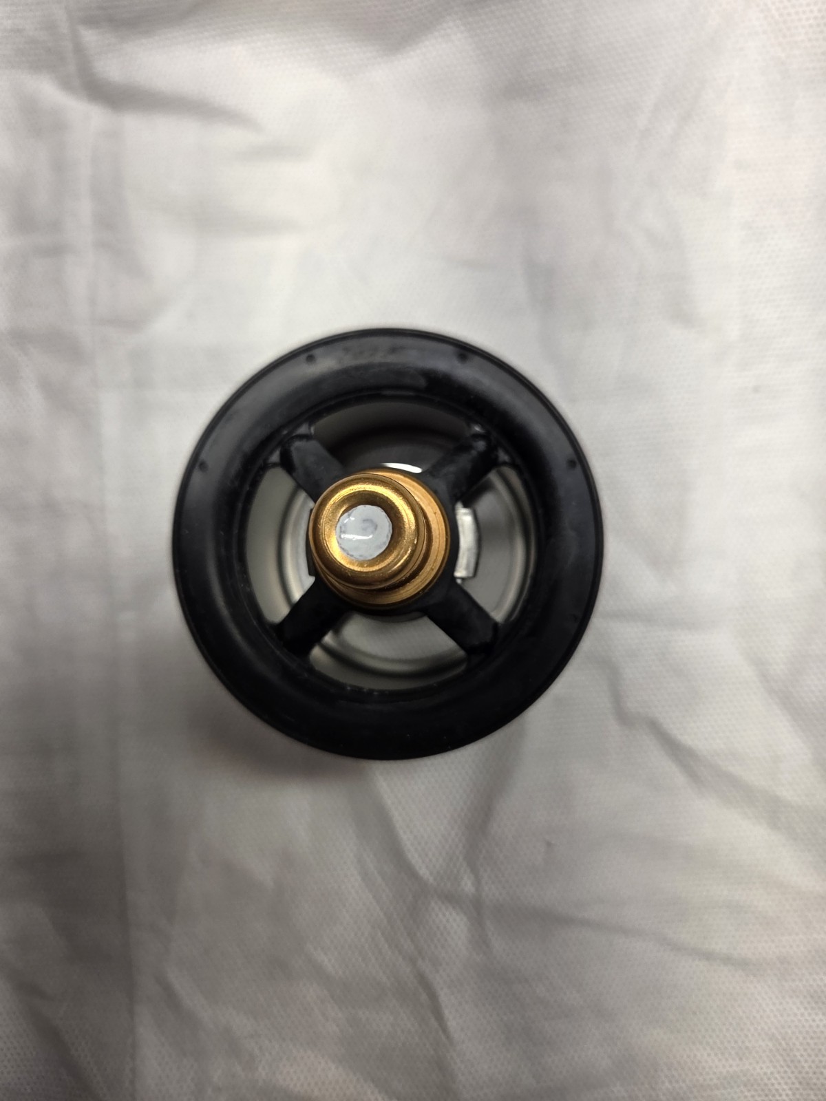 Paccar EPA13, MX13 Thermostat PART# 2124041PE