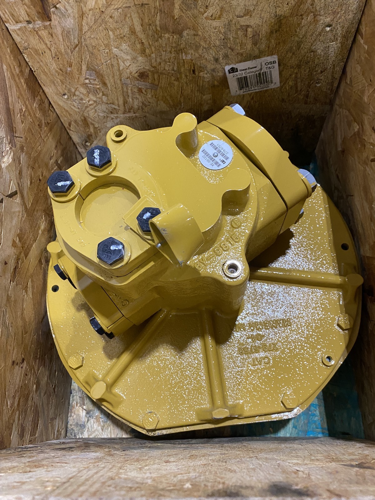 CAT Two Section Gear Pump 279-6751, Yellow