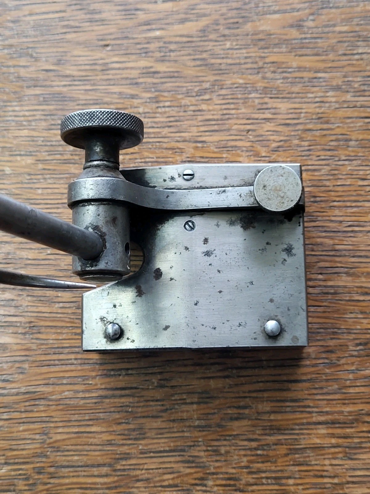 Starrett Universal Surface Gage (Marked on 7 1/2" Spindle) w/6" Scribe & Snug